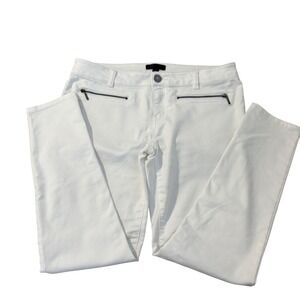 Almost Famous White Skinny Jeans with Front Zipper Detail Size 11 Casual Fun